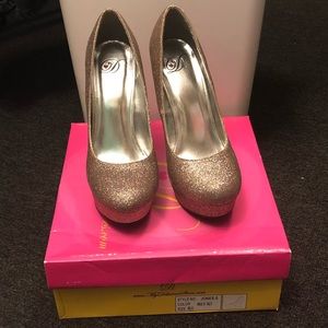 Glittery High heels
